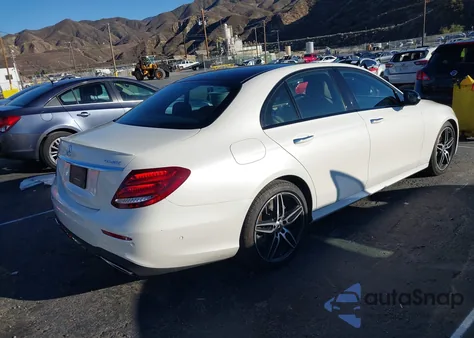 2020 Mercedes-Benz E 450 4Matic z USA, uszkodzony, nr VIN WDDZF6JB6LA721937